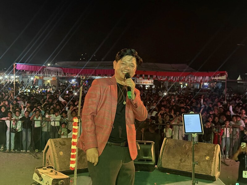 sailo-ma-charghare-lyrics-featured-image