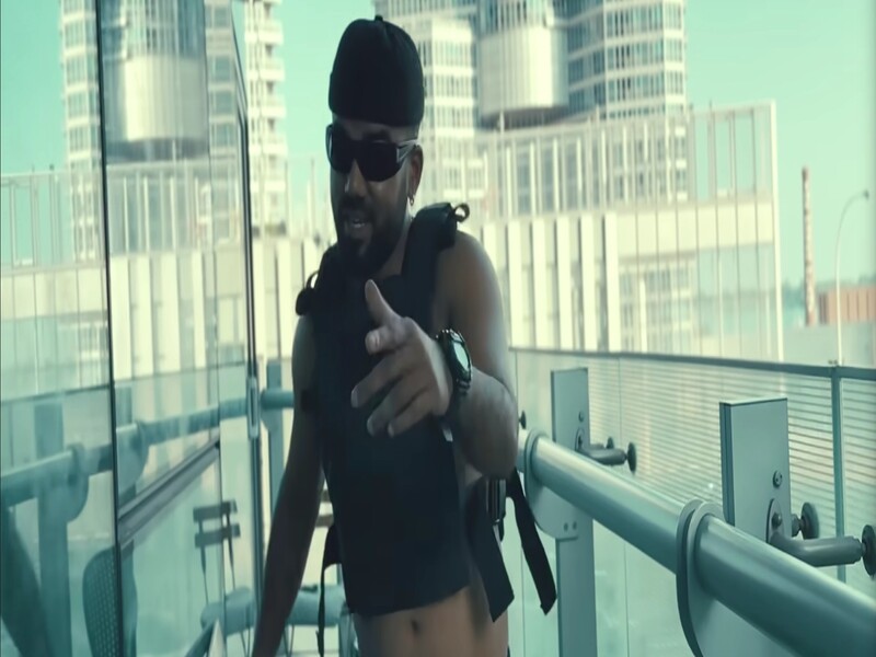 dhaka-topi-mailo-lyrics-featured-image